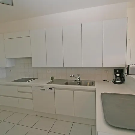 Castelli F0501g78 Apartman