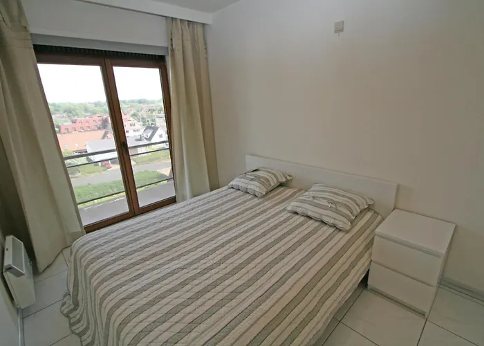 Castelli F0501g78 * Oostduinkerke